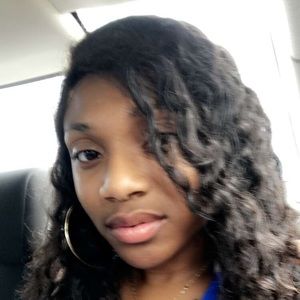 Meet your Posher, Shayna